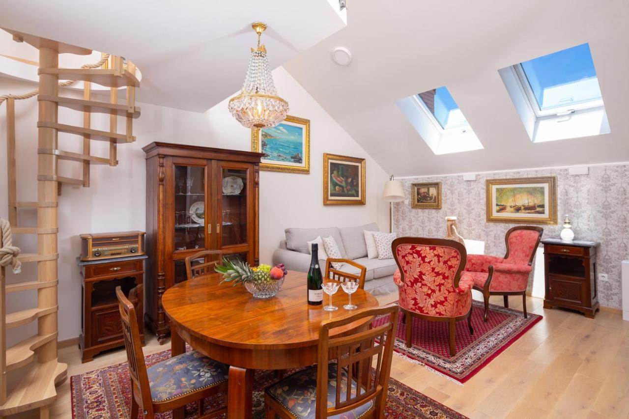 Apartment Gracija トゥルパニ エクステリア 写真